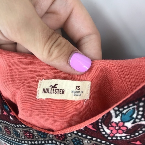 Hollister Pattern Double Layer Cropped Tank Top - Picture 4 of 6